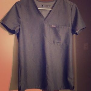 Figs scrub top